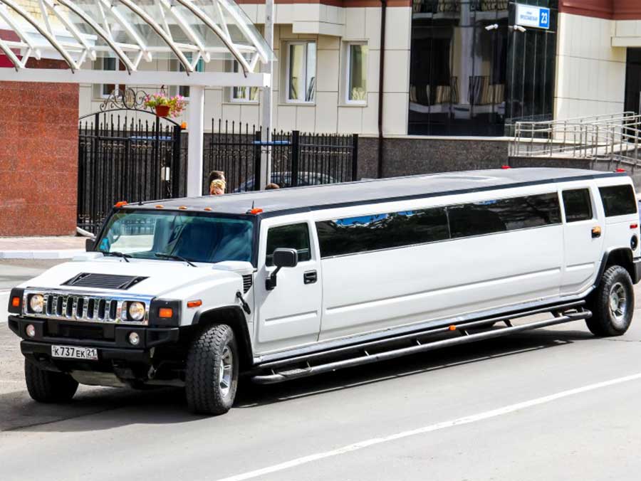 The Iconic Limos Hummer: A Timeless Symbol of Luxury and Power