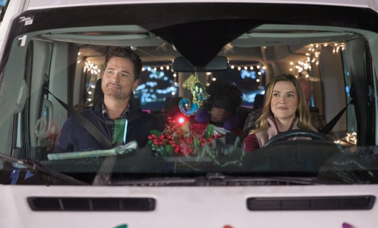 The Worst Hallmark Christmas Movie Tropes Destroyed In 30 Seconds