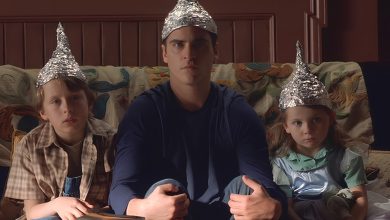 M. Night Shyamalan Theory: The Signs Villains Are Not Aliens