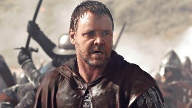 Russell Crowe Broke Both Of His Legs While Shooting A Huge Critical Bomb