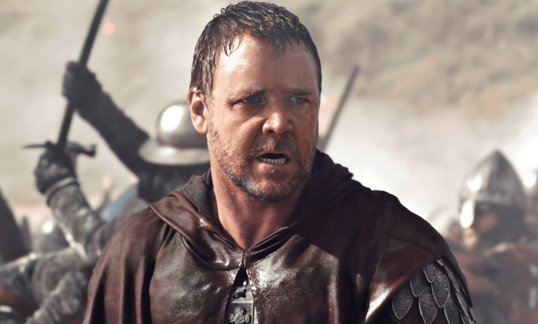 Russell Crowe Broke Both Of His Legs While Shooting A Huge Critical Bomb