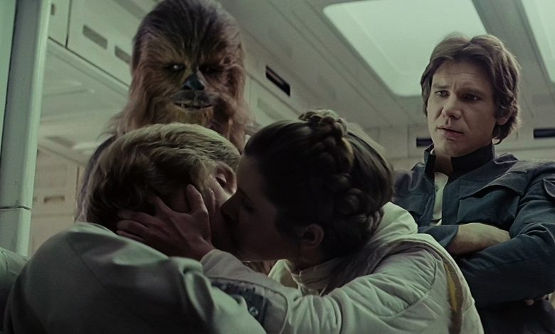 The Original Empire Strikes Back Trailer Teased A Creepy Star Wars Romance