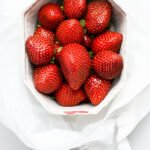 How to Choose and Store the Freshest Strawberries